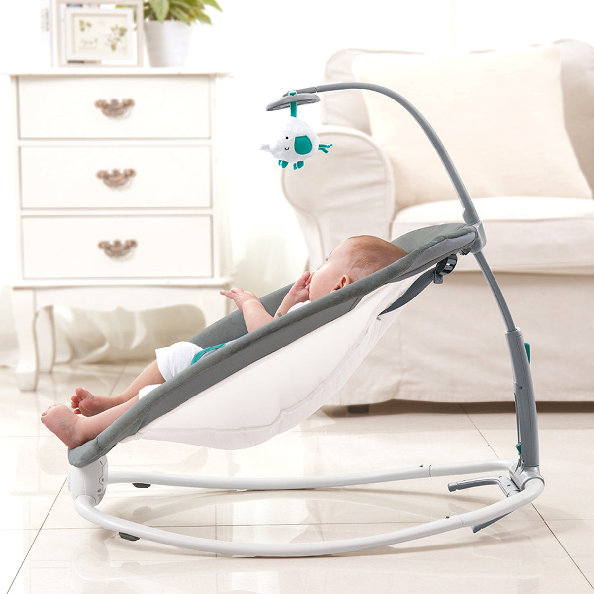 Mastela Fold Up Rocker - 3months to 12months-Open Box