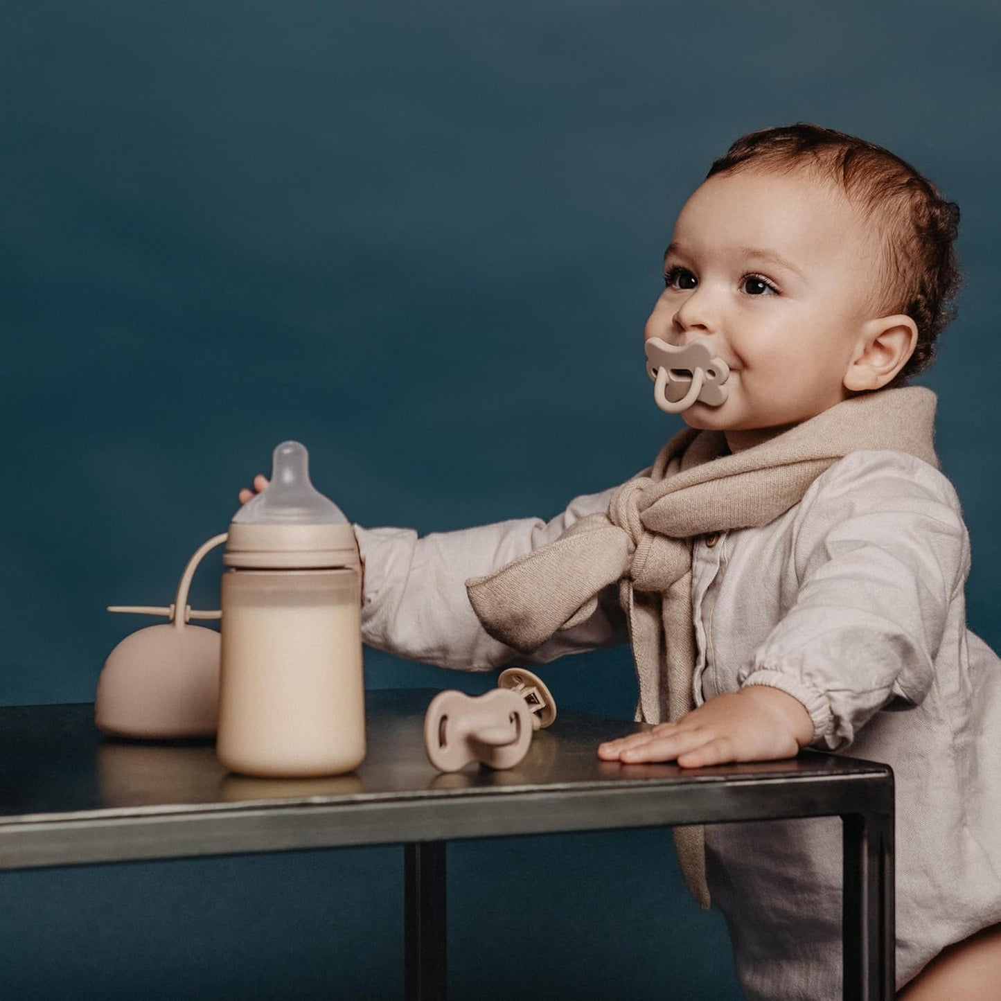 Suavinex Silicone Anti-Colic Feeding Bottle 240 ml with SX Pro Teat - Suavinex baby product