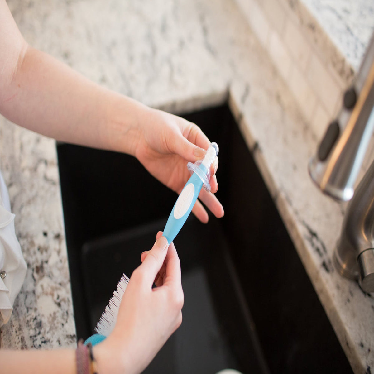 Dr. Brown Baby Bottle Brush || Birth+ to 24months - Toys4All.in