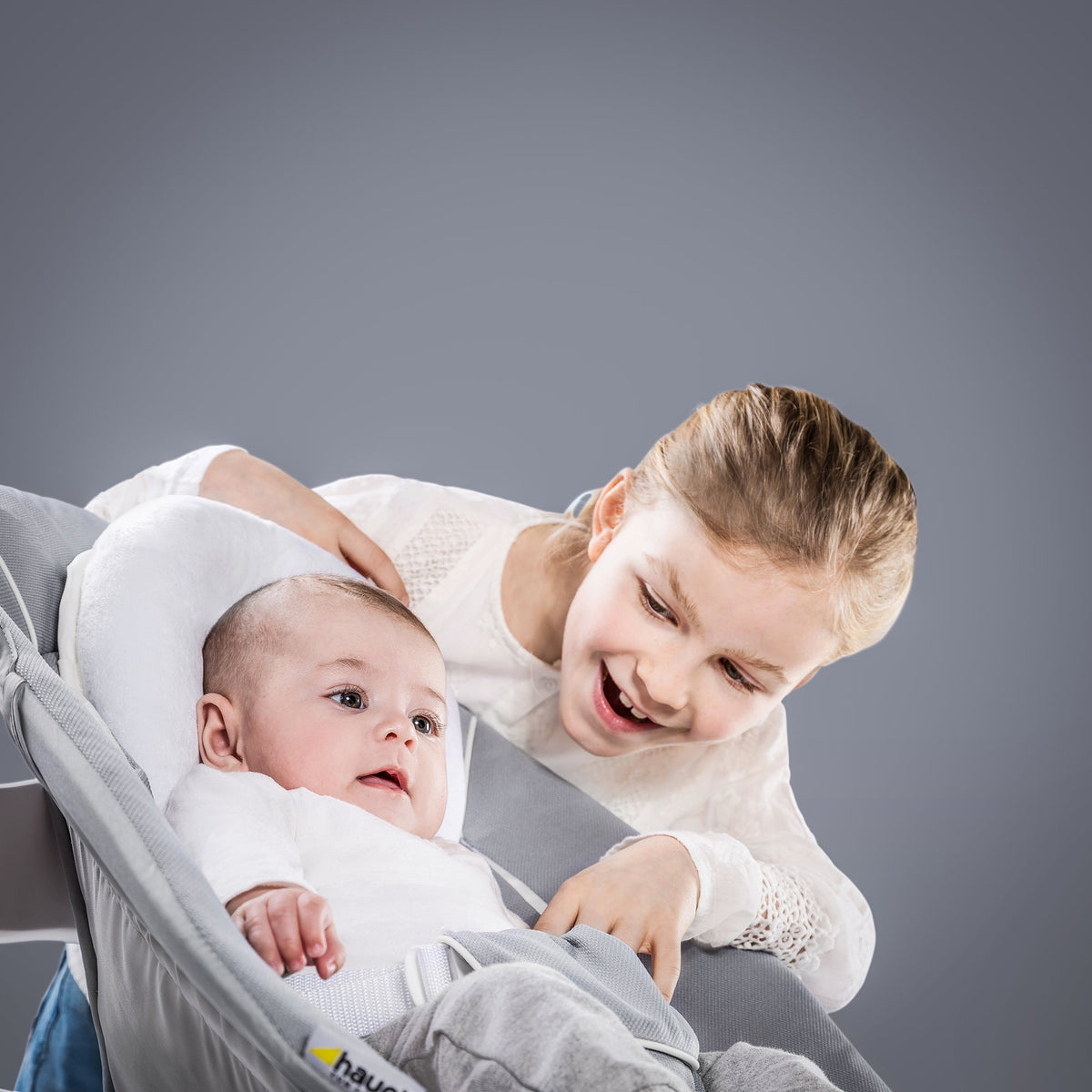 Hauck Alpha Bouncer 2in1 Rocker &amp; Bouncer || Fashion-Grey || Used for Birth+ to 9M - Toys4All.in