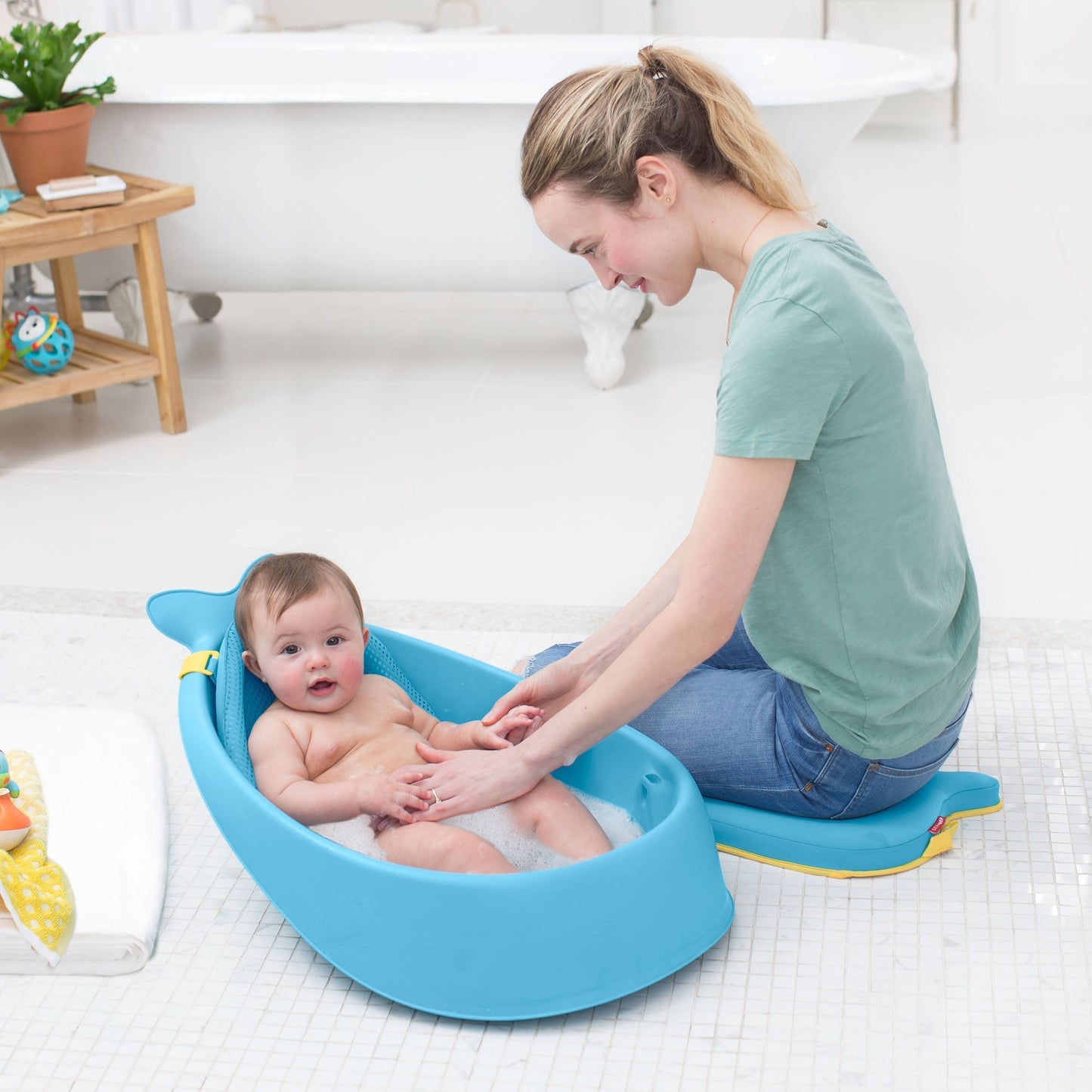 Skip Hop Blue Color Moby Smart Sling 3-Stage Bath Tub || Birth+ to 36months